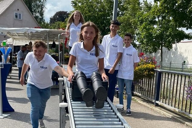 Berger Azubis für guten Zweck auf dem Jakobimarkt Ottobeuren